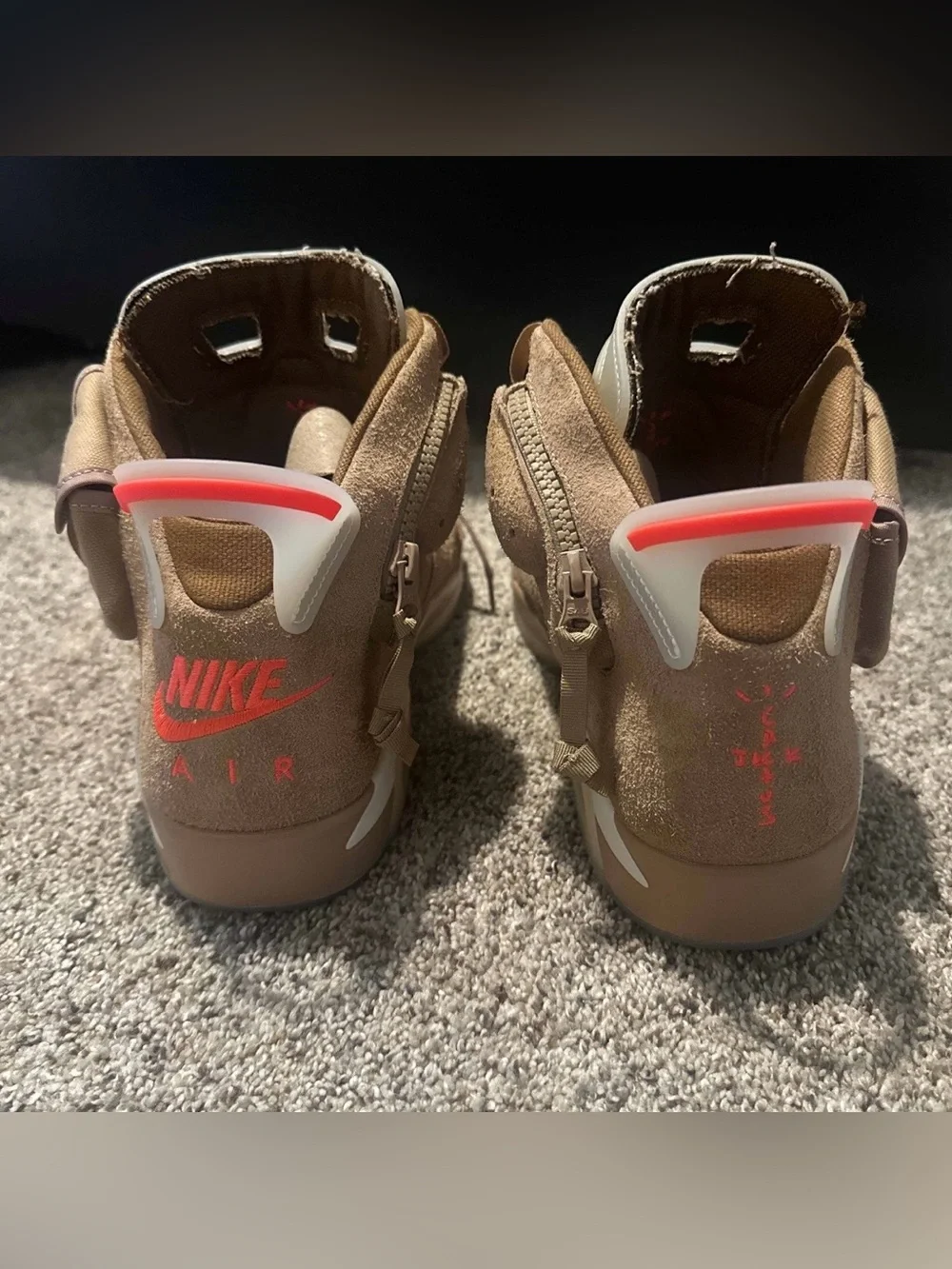 Jordan 6 - Travis Scott British Khaki - size 13M